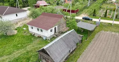 Haus in Bialarucki siel ski Saviet, Weißrussland