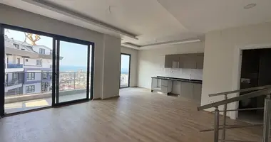 Wohnung 3 zimmer in Mahmutlar, Türkei