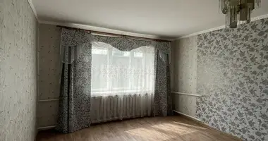 4 room apartment in Dziatlauski sielski Saviet, Belarus