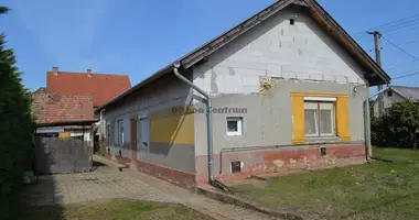 Dom 3 pokoi w Felsopakony, Węgry