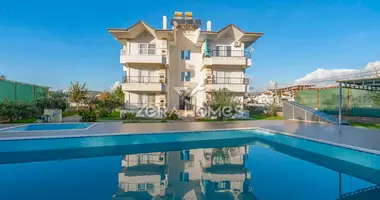 3 room apartment with parking, with swimming pool, with Children pool in Tuerkler, Turkey