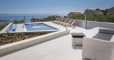 Villa 4 bedrooms in Makarska, Croatia