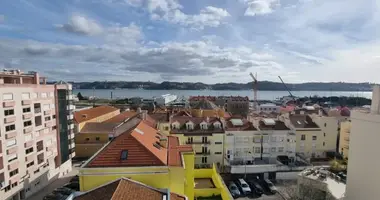 Mieszkanie 3 pokoi w Belem, Portugalia