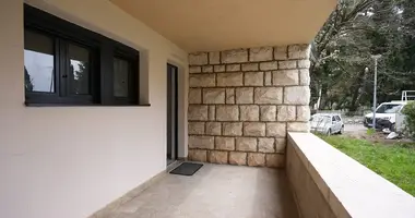 Büro 952 m² in Montenegro