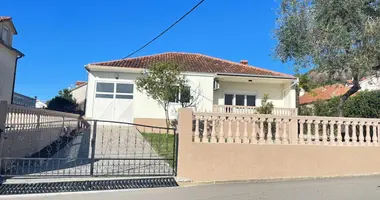 Haus 3 zimmer in Tivat, Montenegro