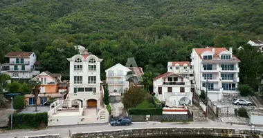 Villa  mit Parkplatz, mit Klimaanlage, mit Meerblick in Stoliv, Montenegro