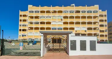 2 bedroom apartment in Torrevieja, Spain