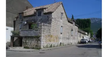 Maison 8 chambres dans Kastel Gomilica, Croatie