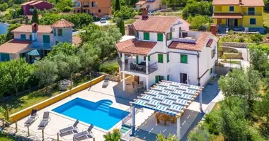 Villa 4 bedrooms in Rabac, Croatia