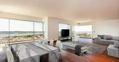 4 bedroom apartment in Belem, Portugal