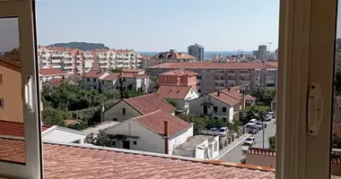 Apartamento 4 habitaciones en Budva, Montenegro