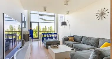 Apartamento 3 habitaciones en Varsovia, Polonia