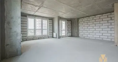 Apartamento 3 habitaciones en Minsk, Bielorrusia