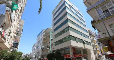 Wohnung 3 zimmer in Muratpasa, Türkei