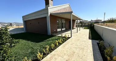 Villa 3 bedrooms in Dikili, Turkey