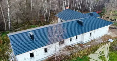 Maison dans Vielikarycki siel ski Saviet, Biélorussie