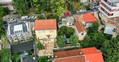 Mieszkanie 4 pokoi w Igalo, Czarnogóra