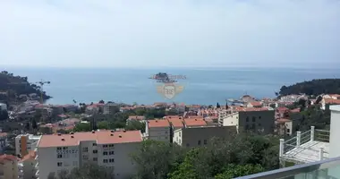 Apartamento 4 habitaciones en Petrovac, Montenegro