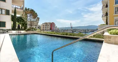 3 bedroom apartment in Tivat, Montenegro