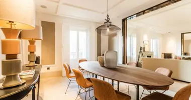 Apartamento 4 habitaciones en Madrid, Španjolska