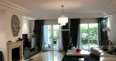 2 bedroom apartment in Marbella, Spain