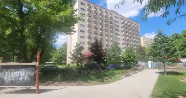 Квартира 2 комнаты в Варшава, Польша