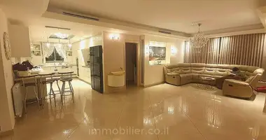 5 room apartment in Jerusalem, Israel