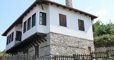 Dom wolnostojący 3 pokoi w Neos Panteleimonas, Grecja