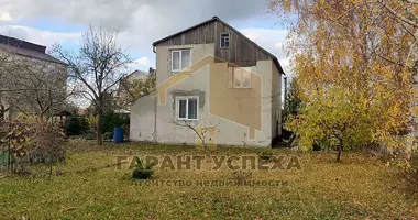 Maison dans carnaucycki sielski Saviet, Biélorussie