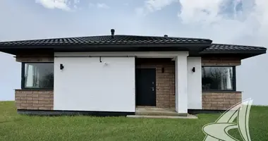 Casa en Muchaviecki sielski Saviet, Belarús