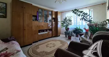 4 room apartment in Muchaviec, Belarus