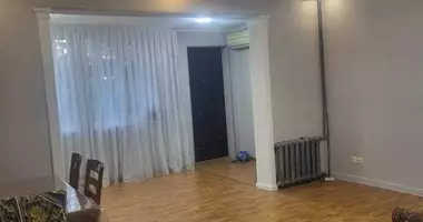 1 room apartment in Mirzo Ulugbek district, Uzbekistan