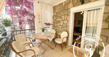 Apartamento en Pefkochori, Grecia