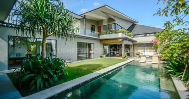 Villa 5 bedrooms with Balcony, with Furnitured, with Air conditioner in Tibubeneng, Indonesia