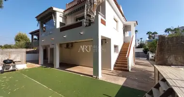 Villa 6 chambres avec Climatiseur, avec Terrasse, avec Garage dans l Alfas del Pi, Espagne