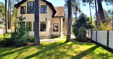 5 room house in Jurmala, Latvia