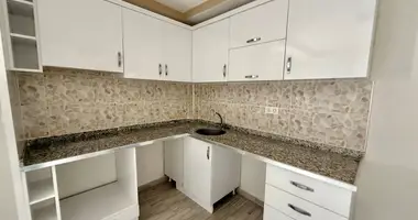 1 bedroom apartment in Mezitli, Turkey