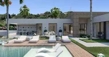 4 bedroom house in Malaga, Spain