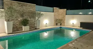 Villa 4 Zimmer mit Schwimmbad in Pefkochori, Griechenland
