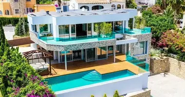 Villa 5 bedrooms in San Pedro Alcantara, Spain