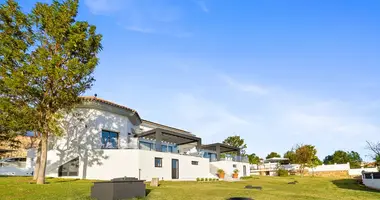 5 bedroom house in Benalmadena, Spain