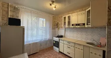 Apartamento 3 habitaciones en Saligorsk, Belarús