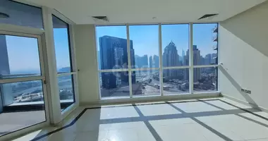 4 room apartment in Dubai, UAE