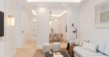 Apartamento 4 habitaciones en Área metropolitana de Madrid y Corredor del Henares, España