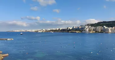 Mieszkanie 8 pokojów w Saint Paul s Bay, Malta