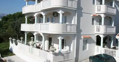 Hôtel 570 m² dans Tivat, Monténégro