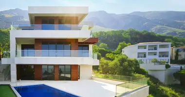 Villa  with Air conditioner, with Sea view, with Yard in Rijeka-Rezevici, Montenegro