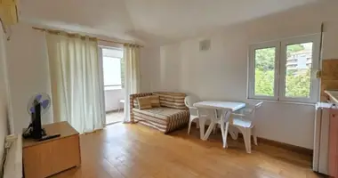 Wohnung 2 Schlafzimmer in Gemeinde Budva, Montenegro