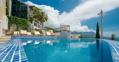Villa 3 bedrooms with parking, with Sea view, with Yard in Becici, Montenegro