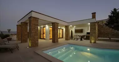 Villa 6 Zimmer mit Meerblick, mit Schwimmbad, mit Stadtblick in Kardia, Griechenland